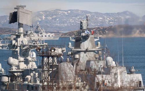 Ρωσία: Τρία πολεμικά πλοία επλήγησαν κατά την επίθεση στη ναυτική βάση του Νοβοροσίσκ