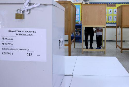 Party leaders urge the people to vote, elections are a celebration of democracy (2)