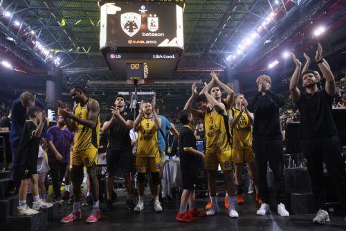 Η ΑΕΚ προκρίθηκε στα ημιτελικά της Greek Basketball League