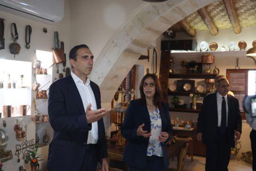 Με πραγματικό κοινωνικό αποτύπωμα τα έργα στα Πυργά λέει ο ΥΠΕΣ