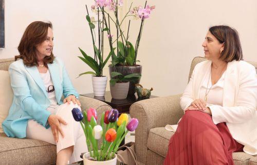 Dep. Minister and former EU Commissioner discuss social protection