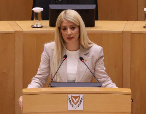Ηοuse President discusses missing persons issue with Greek relatives