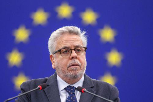 Turkey is authoritarian and there is no reason to unfreeze its accession process, EP rapporteur says