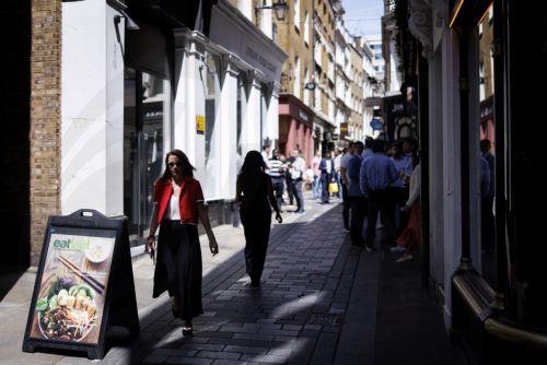 Σχεδόν 1 στις 3 γυναίκες στην ΕΕ έχει βιώσει σεξουαλική παρενόχληση στην εργασία, σύμφωνα με έρευνα