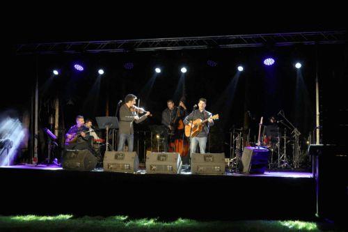 Μαζική συμμετοχή στο «Τρόοδος In Concert» στην Προεδρική Κατοικία Τροόδους