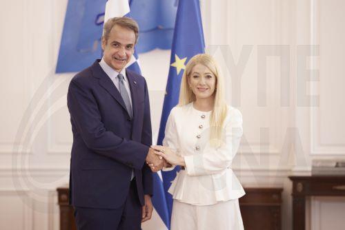 Ελλάδα και Κύπρος έχουν κοινό βηματισμό, είπε η Α. Δημητρίου μετά τη συνάντηση με Μητσοτάκη