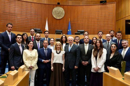 Συνάντηση ΠτΒ με ομάδα υποψηφίων ακολούθων του Υπουργείου Εξωτερικών Ελλάδας