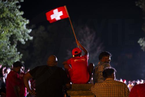 Οι Ελβετοί απορρίπτουν την αυστηρότερη εφαρμογή της ουδετερότητας της χώρας τους