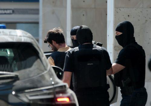 Προφυλακιστέοι οι δύο συλληφθέντες για τον εμπρησμό Marfin