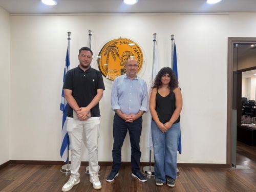 Για ανάπτυξη πανεπιστημιακών σχολών συζήτησε ο Βύρας με εκπροσώπους Προοδευτικής