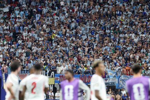 Μουντιάλ 2026: Η HRW ζήτησε ενός λεπτού σιγή στον τελικό για τα θύματα της ICE
