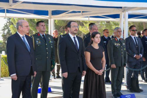 Στην παρουσία επισήμων και συγγενών η επιμνημόσυνη δέηση για πεσόντες 1974 στον Τύμβο Μακεδονίτισσας