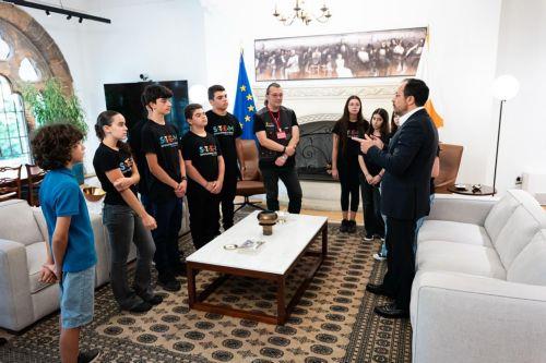 Τους νικητές του Διαγωνισμού FIRST LEGO League Cyprus 2026 συνάντησε ο ΠτΔ
