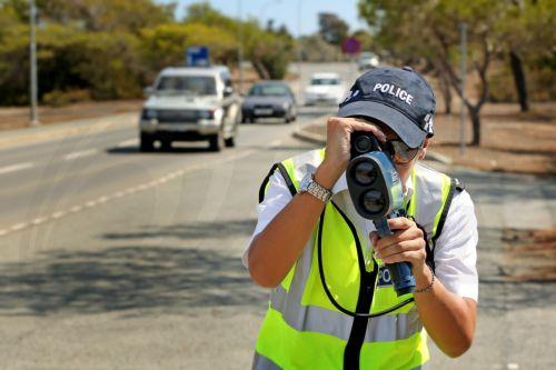 Bayram dönemi öncesinde Egemen Üs Bölgeleri polisinden yoğunlaştırılmış yol kontrolleri