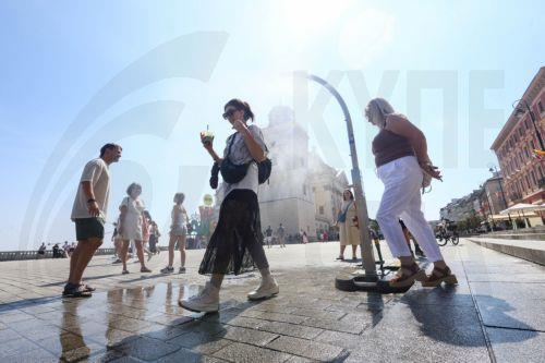 Ασυνήθιστα υψηλές θερμοκρασίες και ξηρασία έθεσαν σε επιφυλακή χώρες της Κεντρικής Ευρώπης