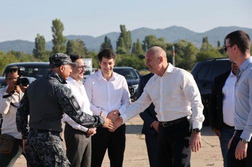 Πρωθυπουργός Βουλγαρίας: Κόμβος τεχνολογίας διαστήματος και άμυνας το αεροδρόμιο Ντομπροσλάβτσι