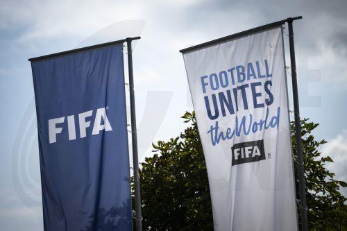 Συνεχίζονται οι «τριγμοί» στην FIFA, παραίτηση Κ. Λαμούρ