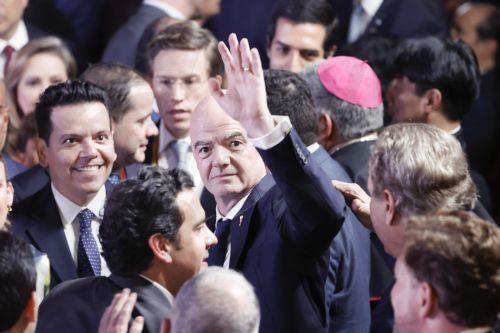 Η Νέα Ζηλανδία αποσύρει τη στήριξή της στον Ινφαντίνο και ζητά ανεξάρτητη έρευνα