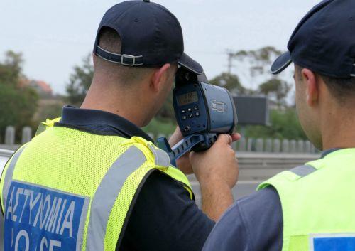 Εκατόν εικοσιέξι καταγγελίες οδηγών σε μία νύχτα για υπέρβαση ορίου ταχύτητας