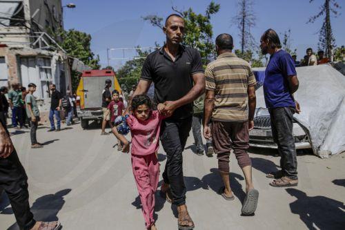 Επτά νεκροί σε ισραηλινό πλήγμα σε αστυνομικό τμήμα στη Γάζα
