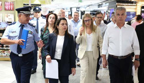 Στο Αεροδρόμιο Λάρνακας ξεναγήθηκαν Τσολάκη και Φυτιρής