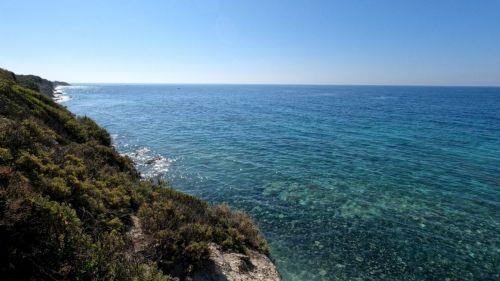 Επιχείρηση για διάσωση επιβαινόντων σε 2 σκάφη στο Κάβο Γκρέκο, βυθίστηκε 3ο σκάφος