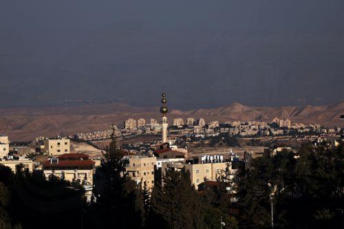 Σύλληψη Αμερικανοπαλαιστίνιας δημοσιογράφου στη Δυτική Όχθη από το Ισραήλ