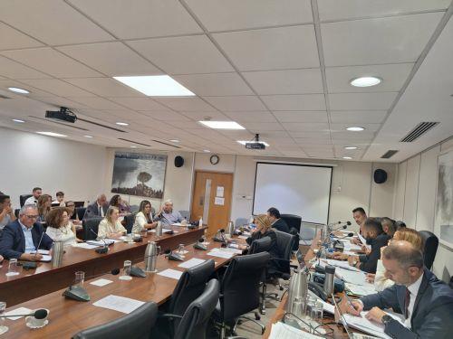 Διαφωνίες ενώπιον της Επ. Περιβάλλοντος για τη λειτουργία και επέκταση λατομείου στη Σια