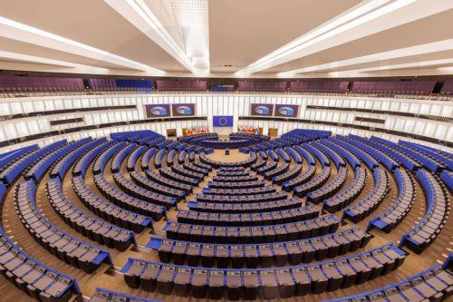 Πυροσβέστες και προσωπικό έκτακτης ανάγκης στις νέες ρυθμίσεις για έκθεση σε καρκινογόνους παράγοντες από ΕΚ