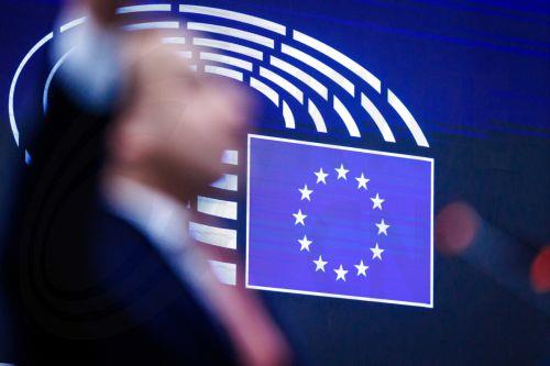 Το ΕΚ ζητεί αμοιβαιότητα στις εμπορικές σχέσεις ΕΕ και Κίνας και μείωση των εξαρτήσεων
