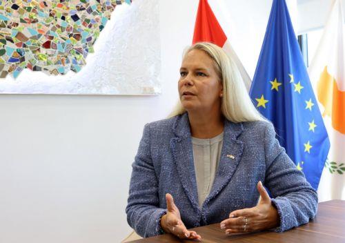 Προς το συμφέρον της Ευρώπης η λύση του Κυπριακού, λέει στο ΚΥΠΕ η Πρέσβειρα της Ουγγαρίας