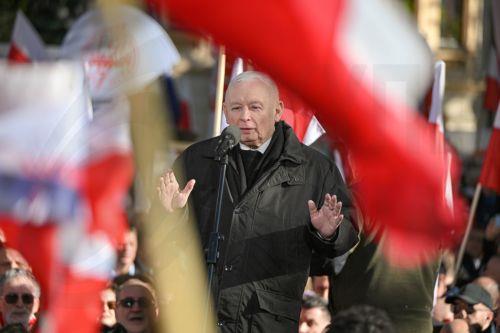 Κατακραυγή προκάλεσαν οι δηλώσεις Κατσίνσκι περί Polexit