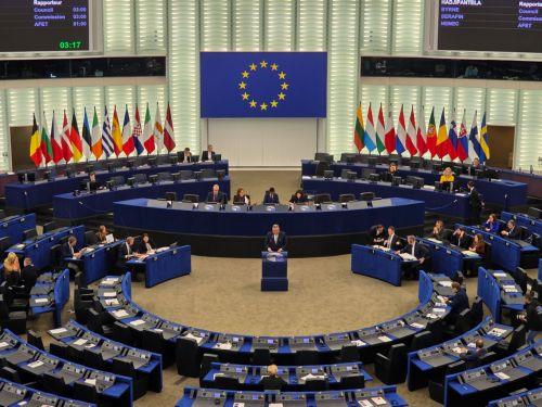 Δημοσιονομική πειθαρχία και επαρκείς πόροι για προϋπολογισμό ΕΕ 2027, είπε ο Χατζηπαντέλα στο ΕΚ
