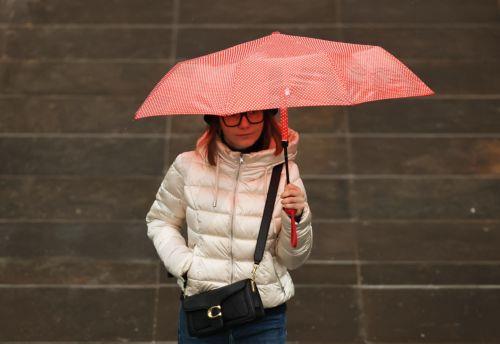 Χωρίς ρεύμα 10.000 νοικοκυριά στη Γερμανία λόγω της καταιγίδας Austen
