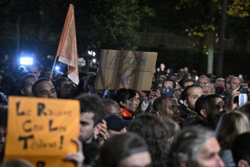 Αποκλεισμό πρόσβασης σε ΜΚΔ κατά τη διάρκεια διαδηλώσεων εξέτασε η Γαλλία