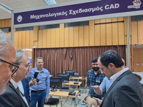 Κατακόρυφη αύξηση του αριθμού μαθητών που επιλέγουν τεχνική εκπαίδευση μετά το γυμνάσιο, λέει ο ΠτΔ