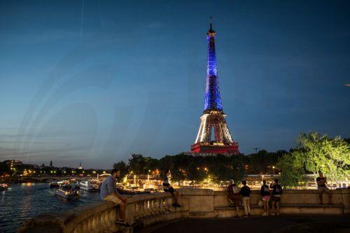 Twenty-member National Guard contingent on July 14 in Paris parade which Cyprus President will attend, CNA learns