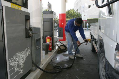 Επιπλέον €23 εκ. από αυξήσεις στα καύσιμα σε 6 μήνες λέει ο Σύνδ. Καταναλωτών