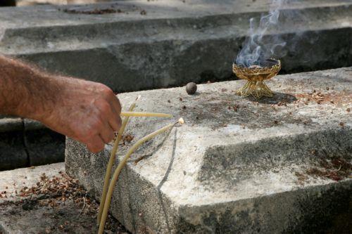 Kostas Mavrides Türk işgali altındaki bölgelerde kutsal mekânların tahribini protesto etti