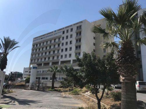 Θέσπιση επιβαρυντικού παράγοντα για αδικήματα κατά δημόσιων λειτουργών συζήτησε η Επ. Νομικών