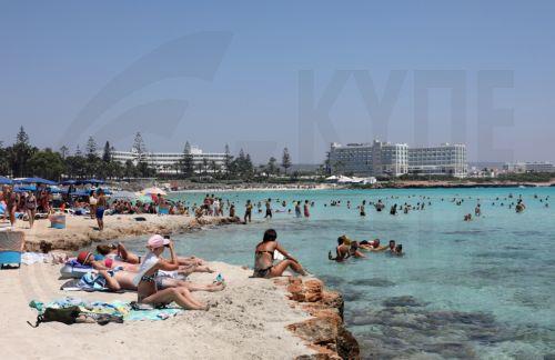 ΠΕΟ: Να ερευνηθούν οι καταγγελίες για άθλιες εργασιακές συνθήκες στην Αγία Νάπα