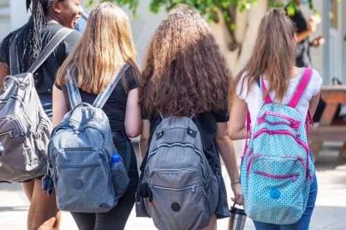 Μονόωρη αποχή μαθητών στο Λύκειο Μακαρίου Γ στη Λάρνακα λόγω ηλεκτρολογικής εγκατάστασης