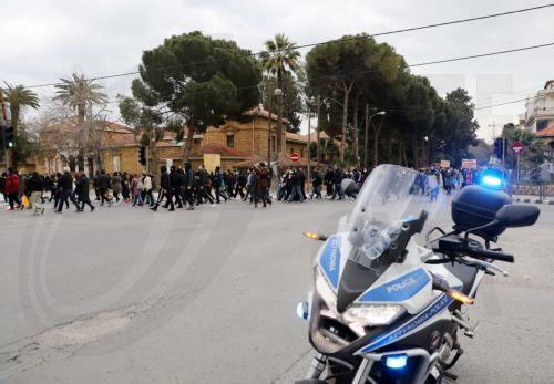 Συζήτηση ωραρίου αστυνομικών στη Βουλή εντός Ιανουαρίου αναμένουν οι συντεχνίες, όπως λένε στο ΚΥΠΕ