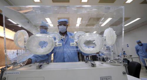 Γεννήθηκε βρέφος σε πτήση Ντουμπάϊ - Μιλάνο