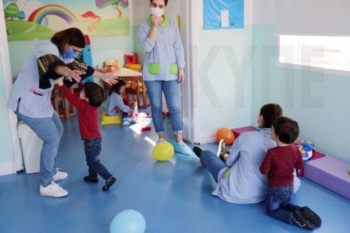 Μεγάλη έξαρση γρίπης Α, κυκλοφορούν RSV-αδενοϊός λέει στο ΚΥΠΕ η παιδίατρος λοιμωξιολόγος Δρ Μαρία Κολιού