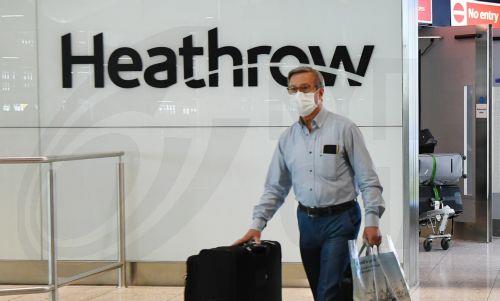 Άρχισε η εκπαίδευση στρατιωτών για τον έλεγχο διαβατηρίων σε βρετανικά αεροδρόμια λόγω απεργιών του προσωπικού