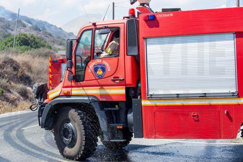 Υπό έλεγχο τέθηκε η πυρκαγιά στην κοινότητα Ανάγυιας