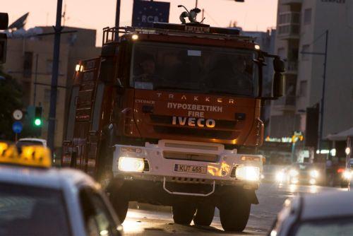 Φωτιά σε όχημα 27χρονου στην Κισσόνεργα