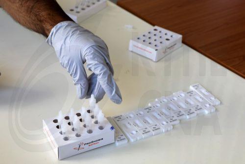 Δεκαέξι νέους θανάτους και 2.154 νέα περιστατικά της νόσου COVID-19,  ανακοινώνει το Υπουργείο Υγείας