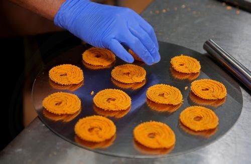 Γλυκά σνακ με φυτικά κύτταρα σε εργαστήριο από Ιταλούς επιστήμονες